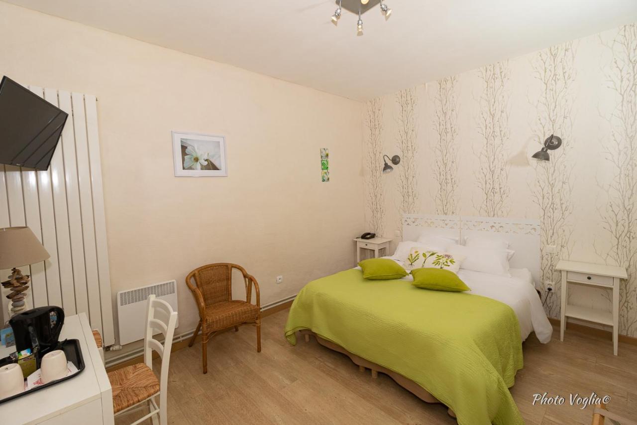 Logis Auberge Le Colombien - Hotel Et Restaurant 빌랑드리 외부 사진