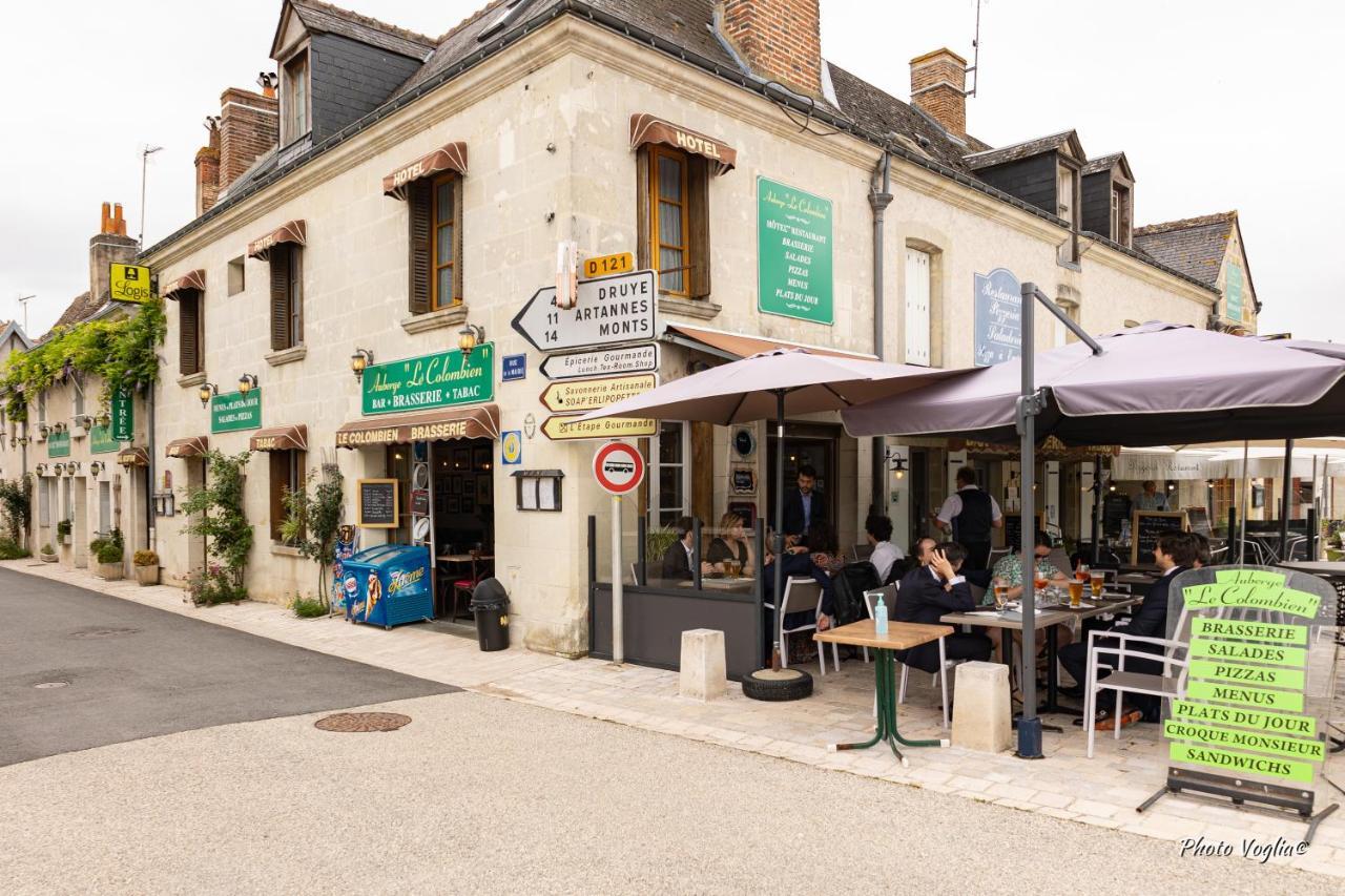 Logis Auberge Le Colombien - Hotel Et Restaurant 빌랑드리 외부 사진