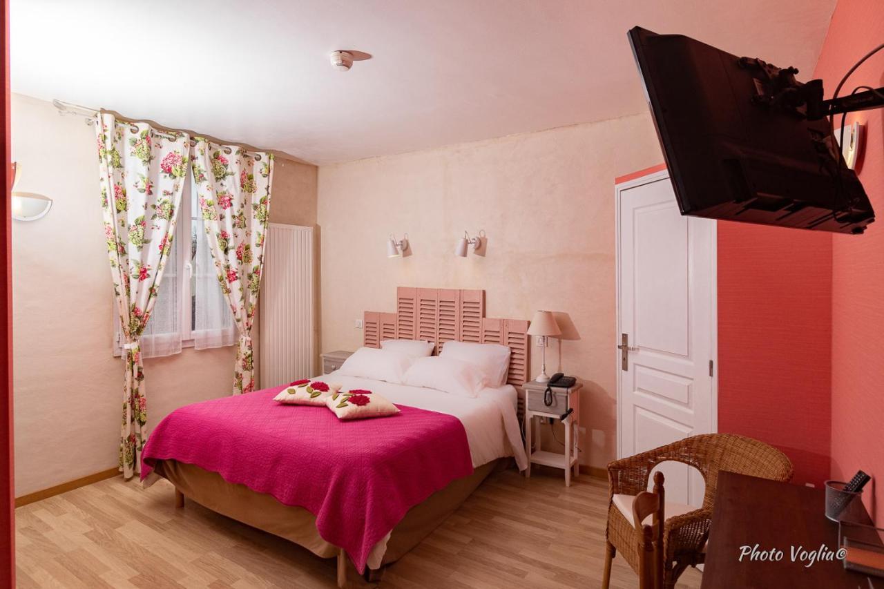 Logis Auberge Le Colombien - Hotel Et Restaurant 빌랑드리 외부 사진