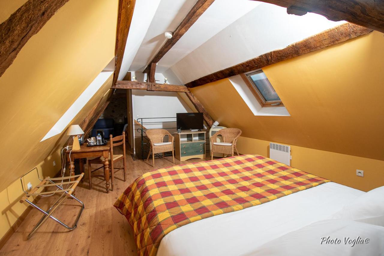 Logis Auberge Le Colombien - Hotel Et Restaurant 빌랑드리 외부 사진