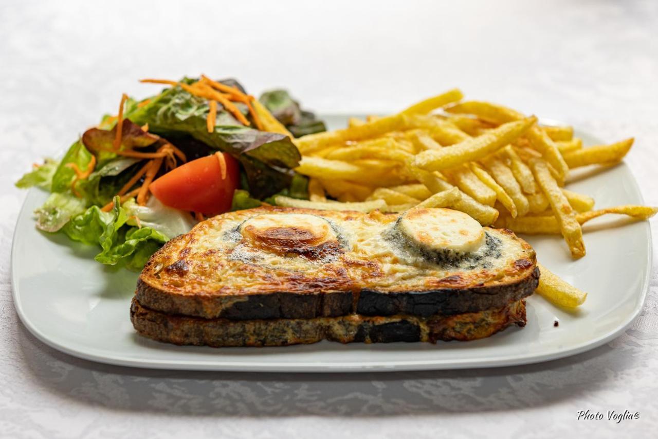 Logis Auberge Le Colombien - Hotel Et Restaurant 빌랑드리 외부 사진