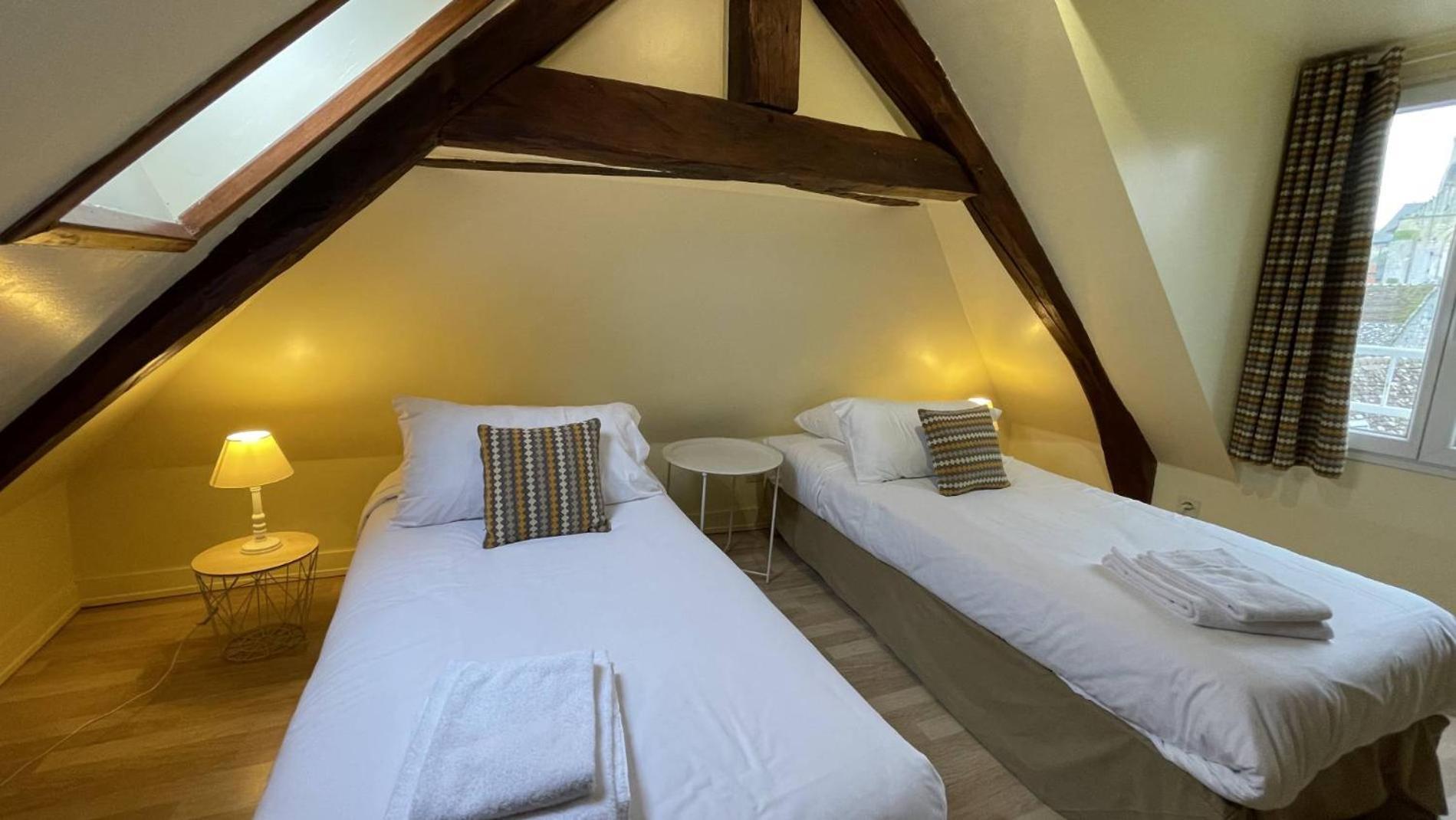Logis Auberge Le Colombien - Hotel Et Restaurant 빌랑드리 외부 사진