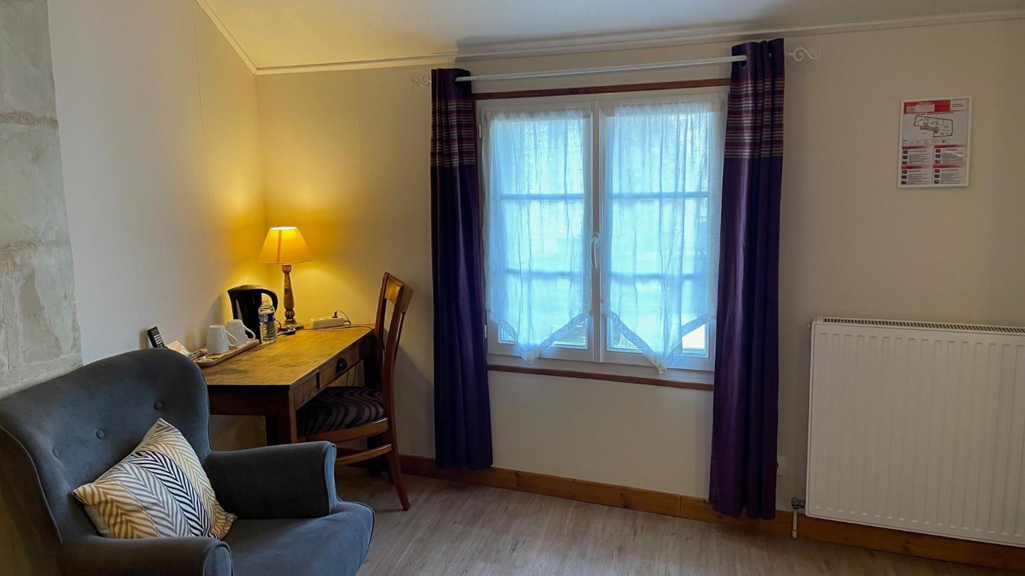 Logis Auberge Le Colombien - Hotel Et Restaurant 빌랑드리 외부 사진