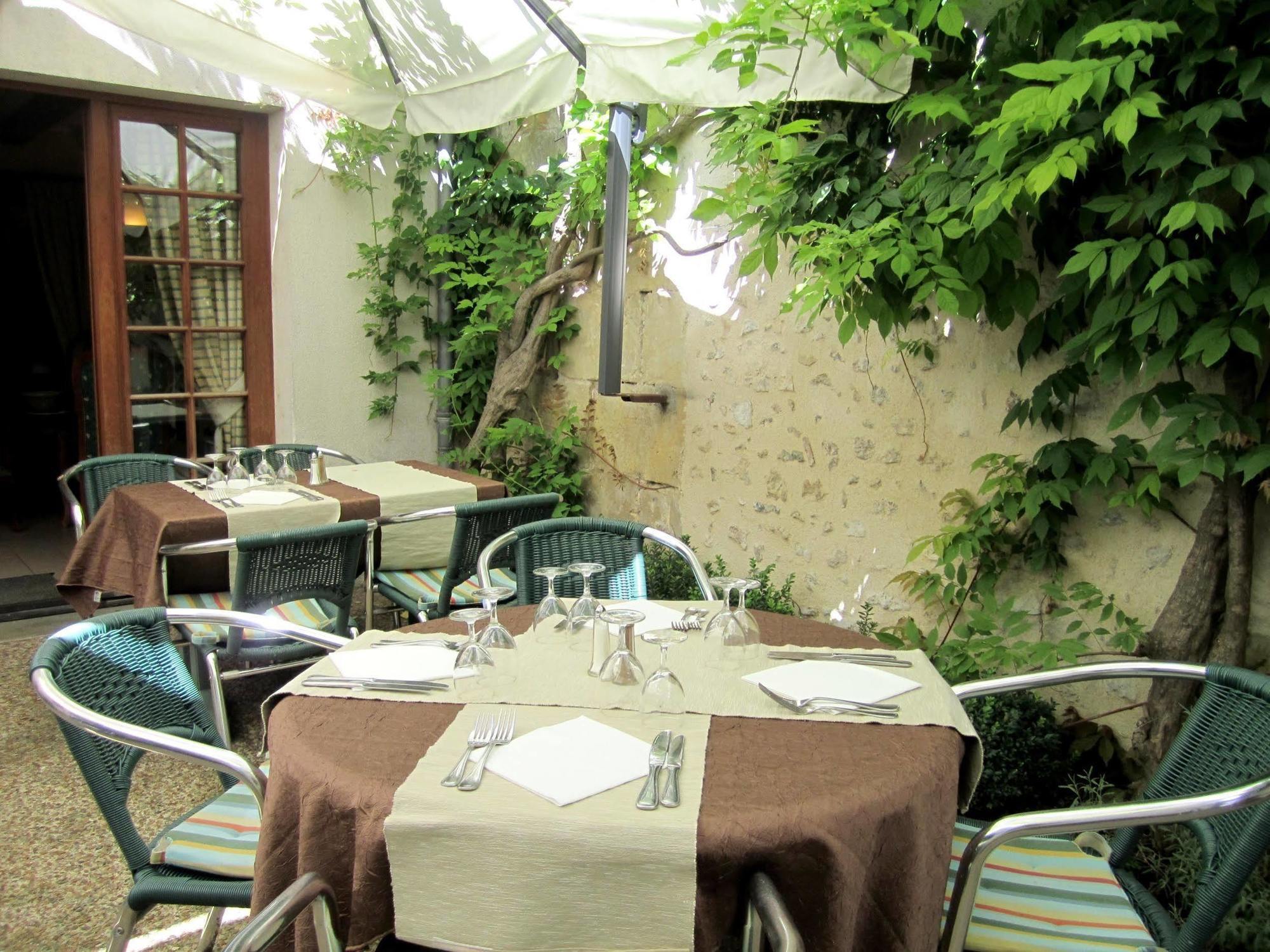 Logis Auberge Le Colombien - Hotel Et Restaurant 빌랑드리 외부 사진