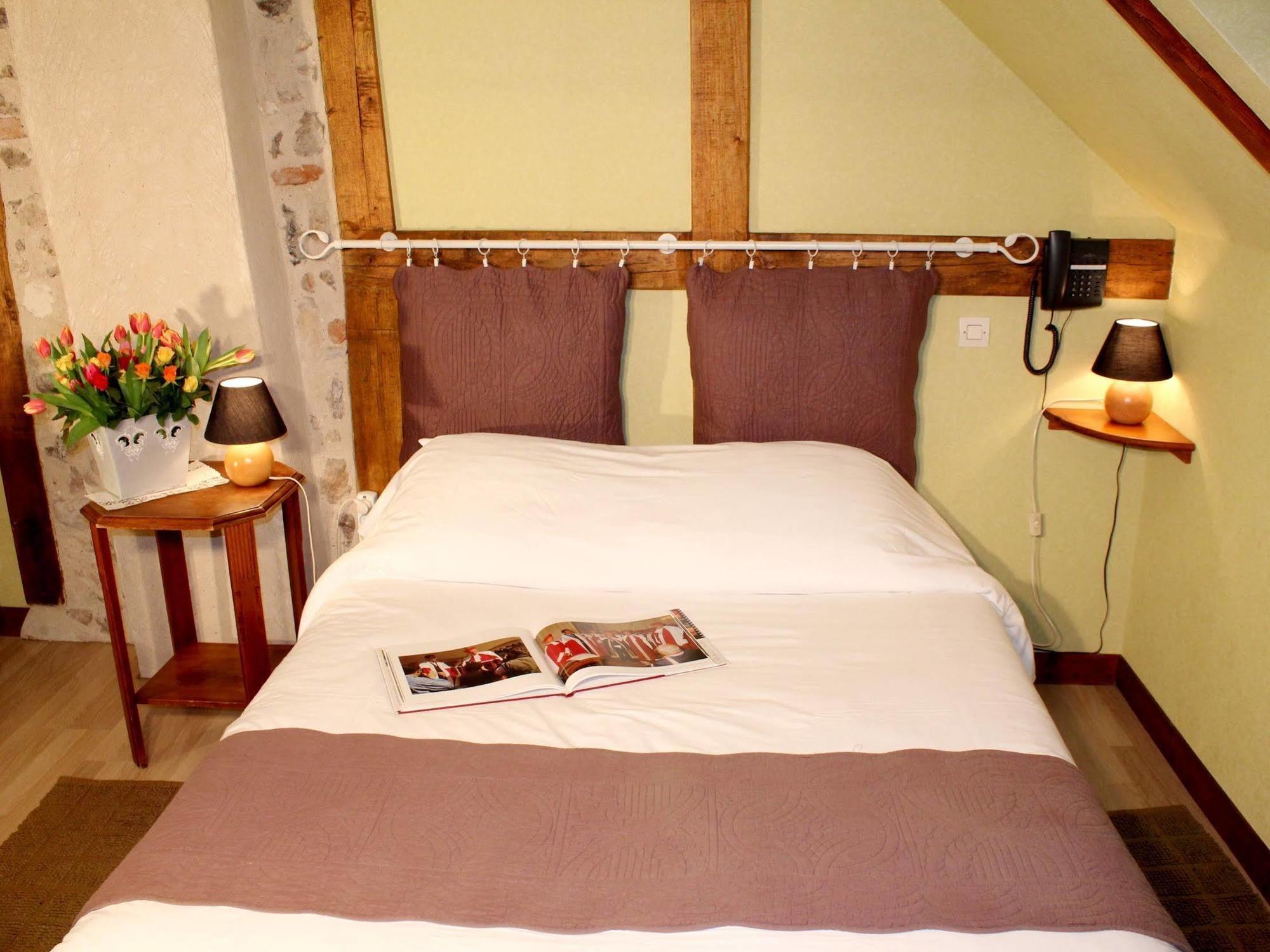 Logis Auberge Le Colombien - Hotel Et Restaurant 빌랑드리 외부 사진