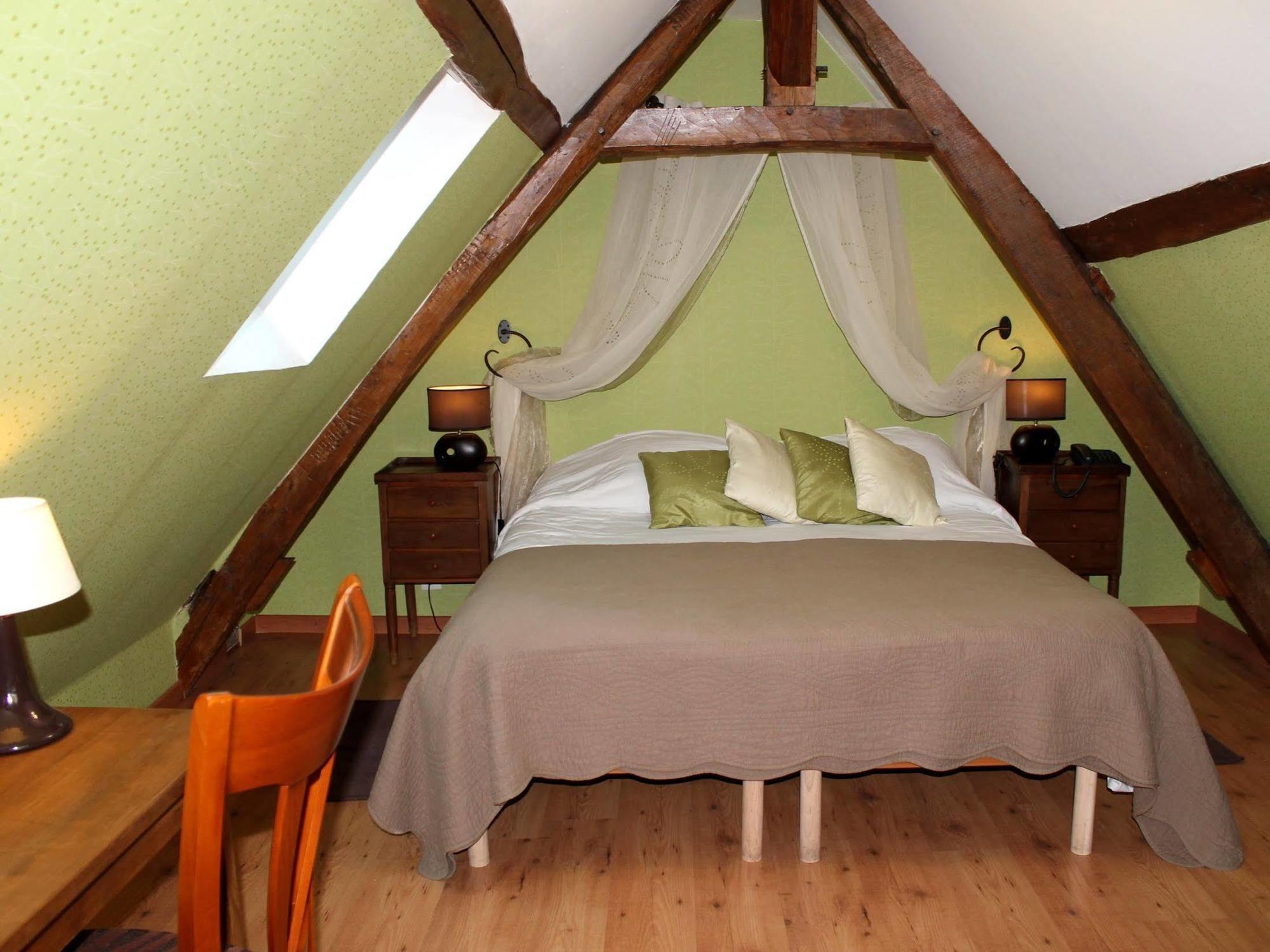 Logis Auberge Le Colombien - Hotel Et Restaurant 빌랑드리 외부 사진
